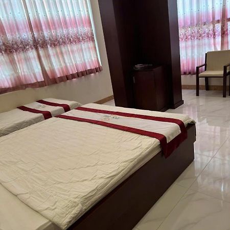 Hotel Tan Phu Ла Ги Екстериор снимка