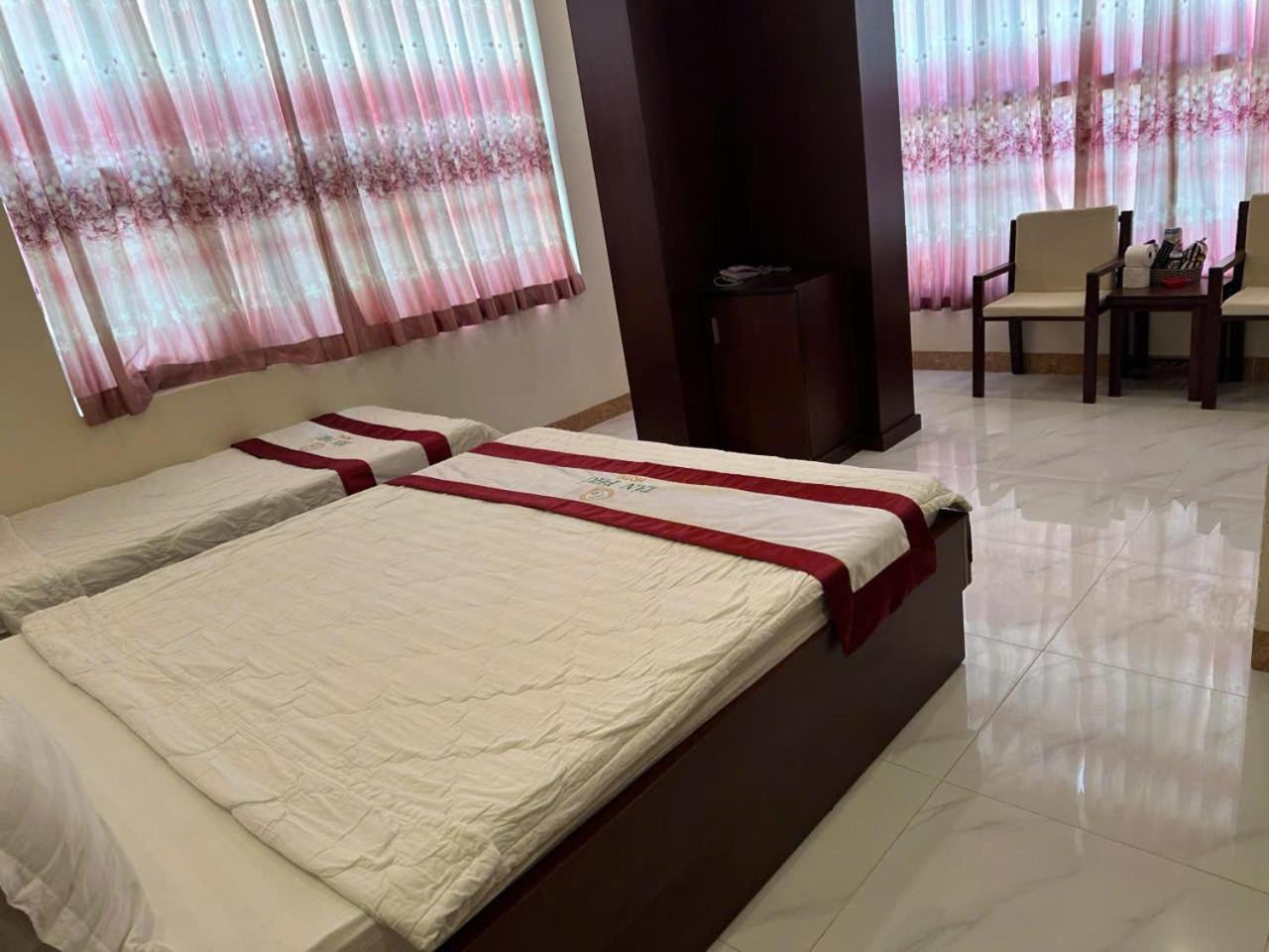 Hotel Tan Phu Ла Ги Екстериор снимка